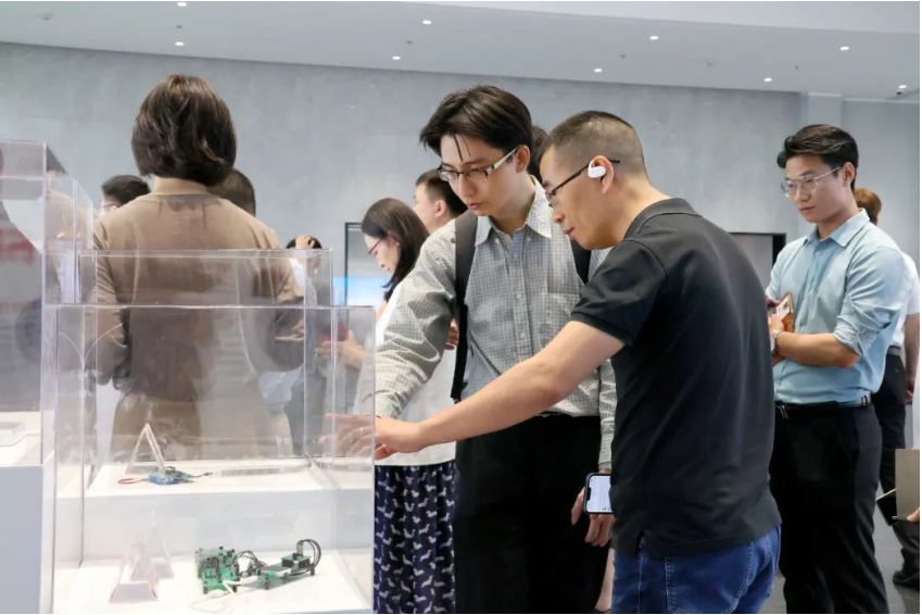 1679641236409232.png image.png